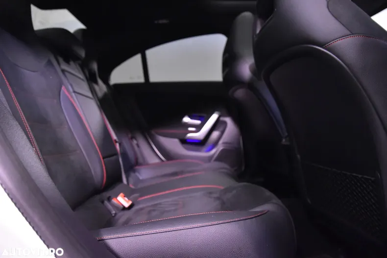 Mercedes-Benz CLA din 2024 cu 20.843 km - oferta MER132898 - foto 13