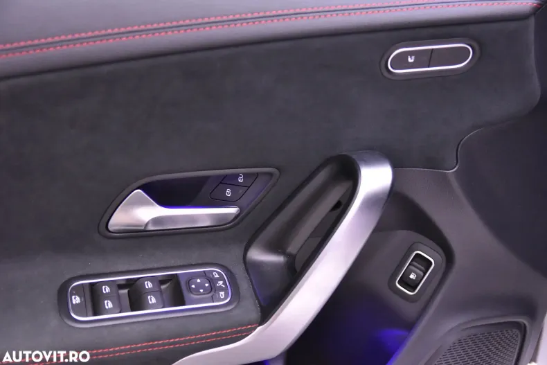 Mercedes-Benz CLA din 2024 cu 20.843 km - oferta MER132898 - foto 15