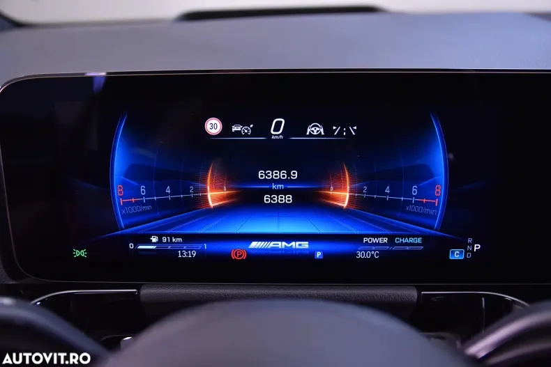 Mercedes-Benz GLA din 2024 cu 6.388 km - oferta MER132916 - foto 10