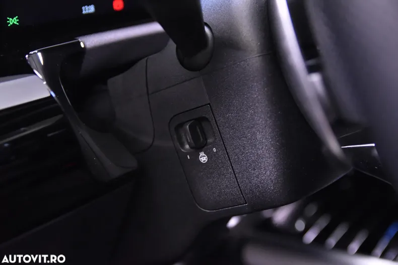 Mercedes-Benz GLA din 2024 cu 6.388 km - oferta MER132916 - foto 16