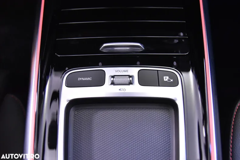 Mercedes-Benz GLA din 2024 cu 6.388 km - oferta MER132916 - foto 18