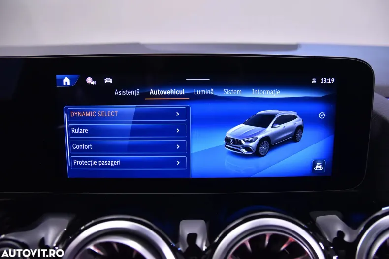 Mercedes-Benz GLA din 2024 cu 6.388 km - oferta MER132916 - foto 24