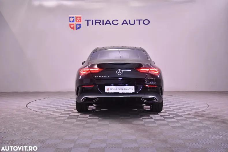 Mercedes-Benz CLA din 2022 cu 50.670 km - oferta MER132934 - foto 4