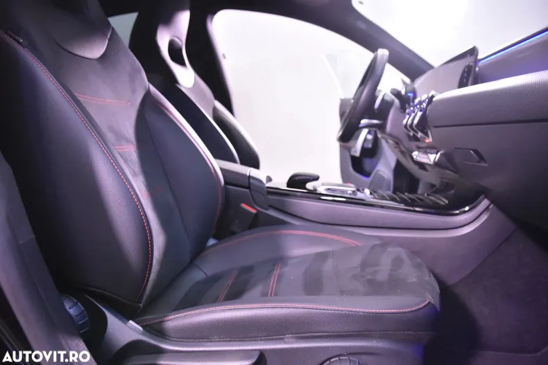 Mercedes-Benz CLA din 2022 cu 50.670 km - oferta MER132934 - foto 11