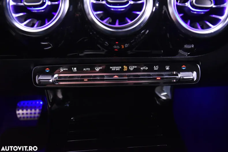 Mercedes-Benz CLA din 2022 cu 50.670 km - oferta MER132934 - foto 18