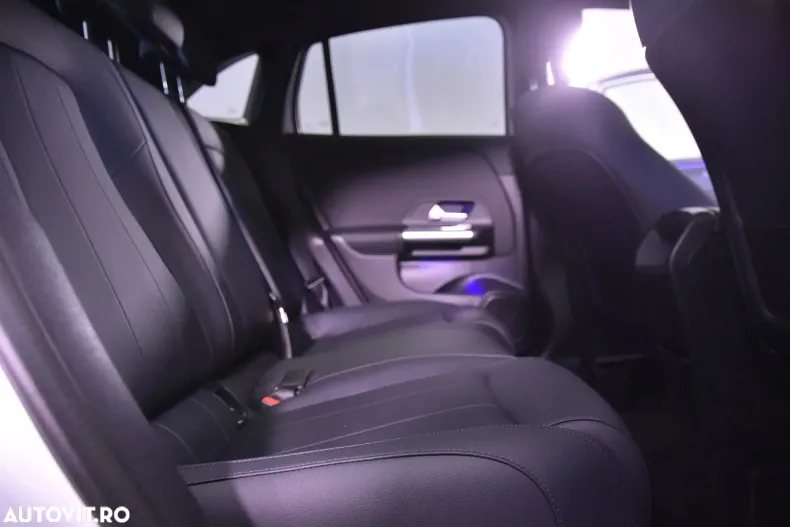 Mercedes-Benz GLA din 2024 cu 11.895 km - oferta MER132970 - foto 12