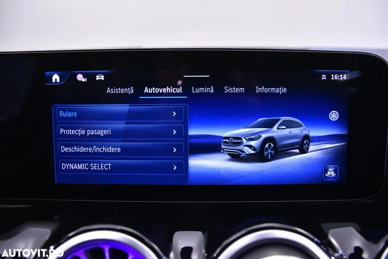 Mercedes-Benz GLA din 2024 cu 11.895 km - oferta MER132970 - foto 24