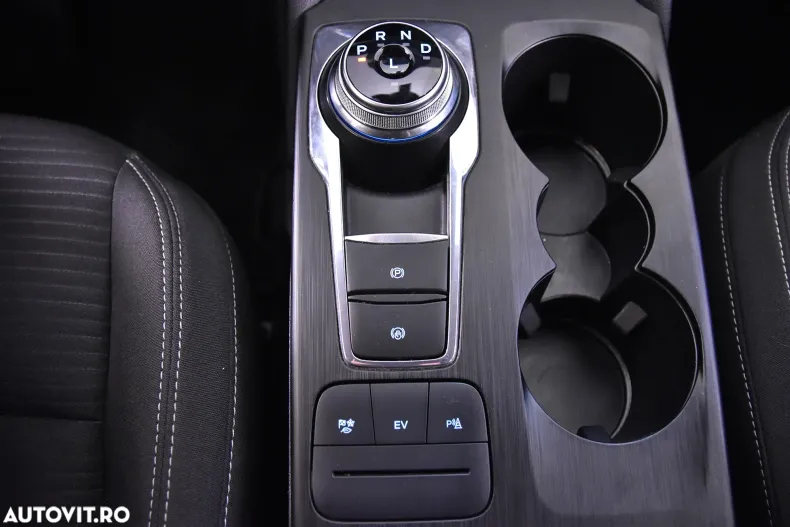 Ford Kuga din 2020 cu 111.758 km - oferta FOR132976 - foto 17