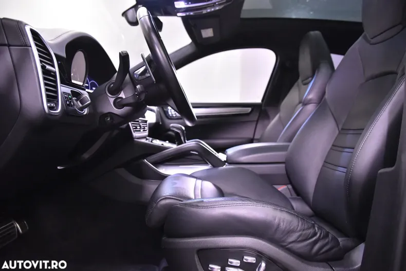 Porsche Cayenne Coupe din 2019 cu 93.077 km - oferta POR132980 - foto 26