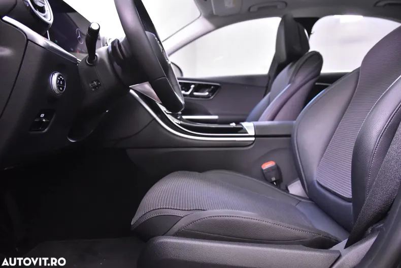 Mercedes-Benz C din 2023 cu 22.530 km - oferta MER132992 - foto 23