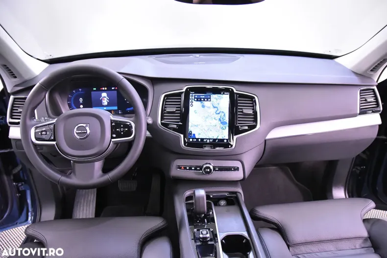 Volvo XC90 din 2024 cu 32.713 km - oferta VOL133002 - foto 9