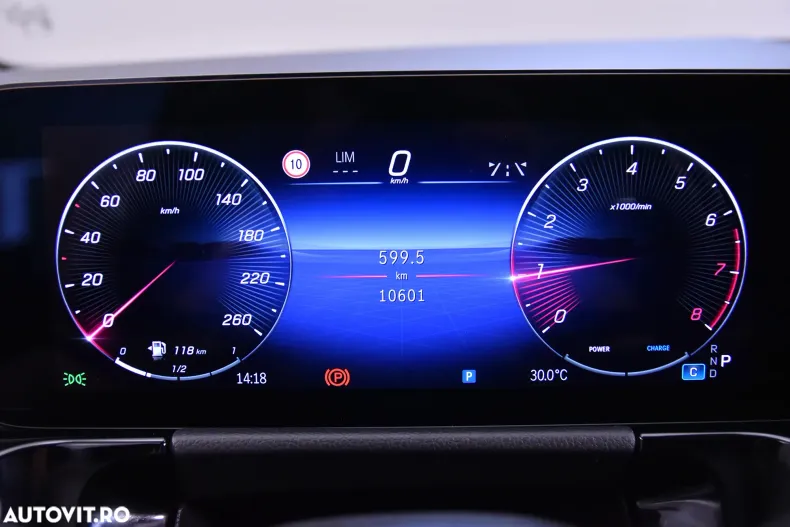 Mercedes-Benz GLA din 2024 cu 10.601 km - oferta MER133005 - foto 11