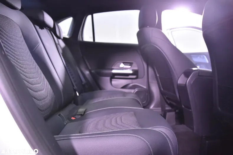 Mercedes-Benz GLA din 2024 cu 20.780 km - oferta MER133006 - foto 13
