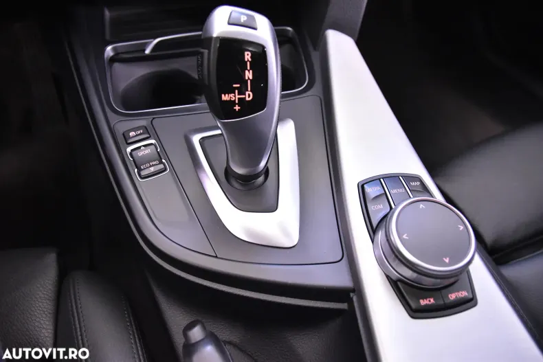 BMW Seria 3 din 2019 cu 79.963 km - oferta BMW133032 - foto 17