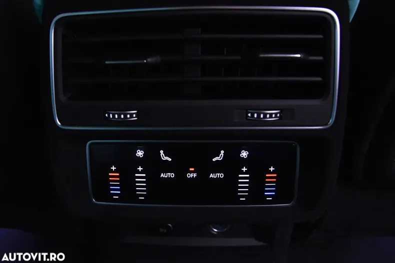 Audi RSQ8 din 2022 cu 7.183 km - oferta AUD133072 - foto 26