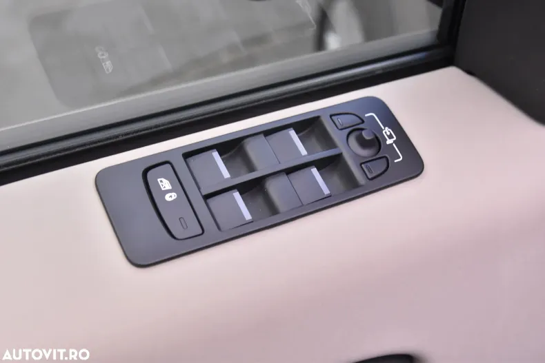 Land Rover Discovery Sport din 2022 cu 24.000 km - oferta LAN133085 - foto 13