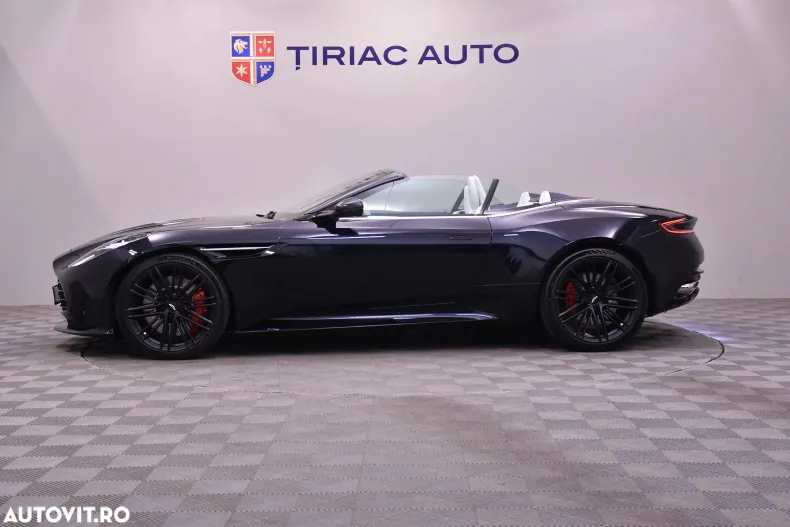 Aston Martin DB12 din 2024 cu 1.501 km - oferta AST133086 - foto 11