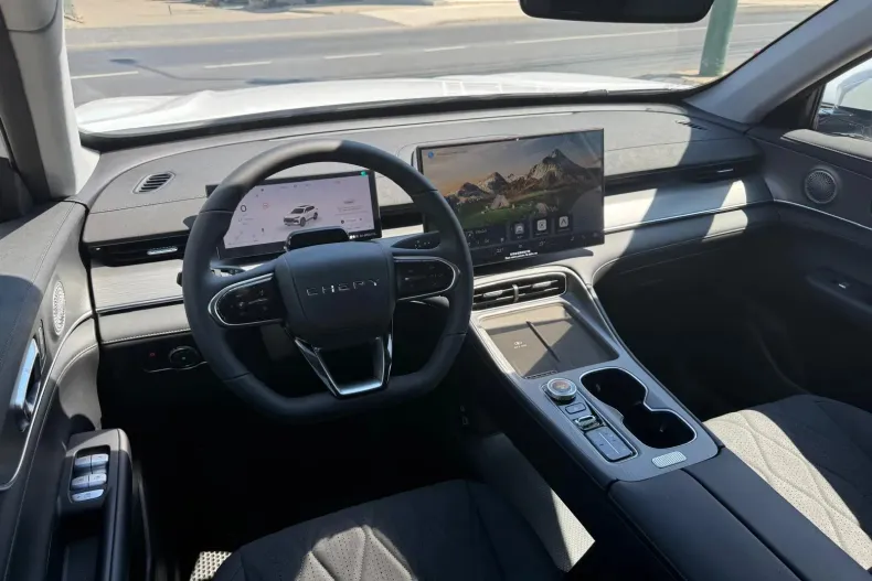 Chery Tiggo 8 din 2025 cu 7 km - oferta CHE133109 - foto 8