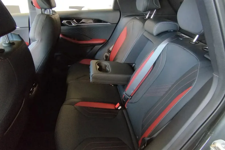 Geely Coolray din 2024 cu 11 km - oferta GEE133113 - foto 14