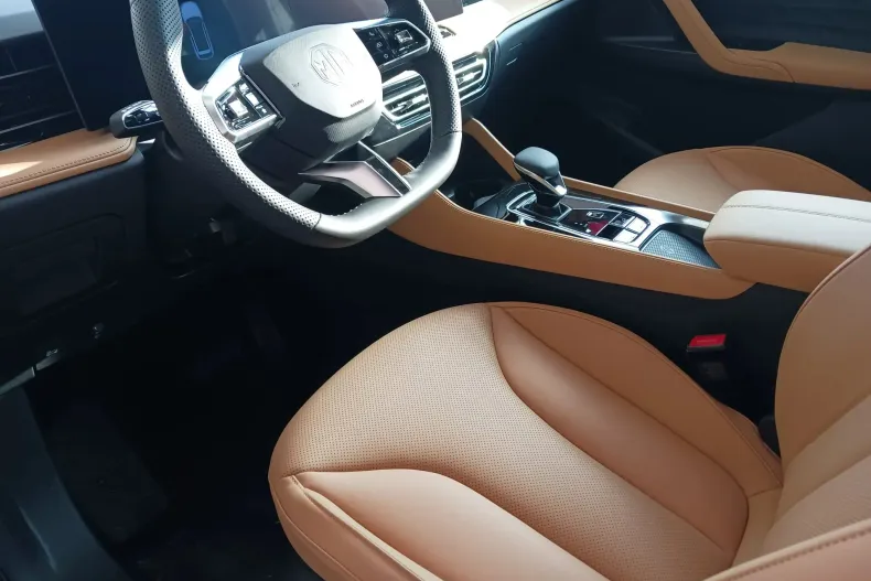 MG HS din 2024 cu 1 km - oferta MG0133121 - foto 8