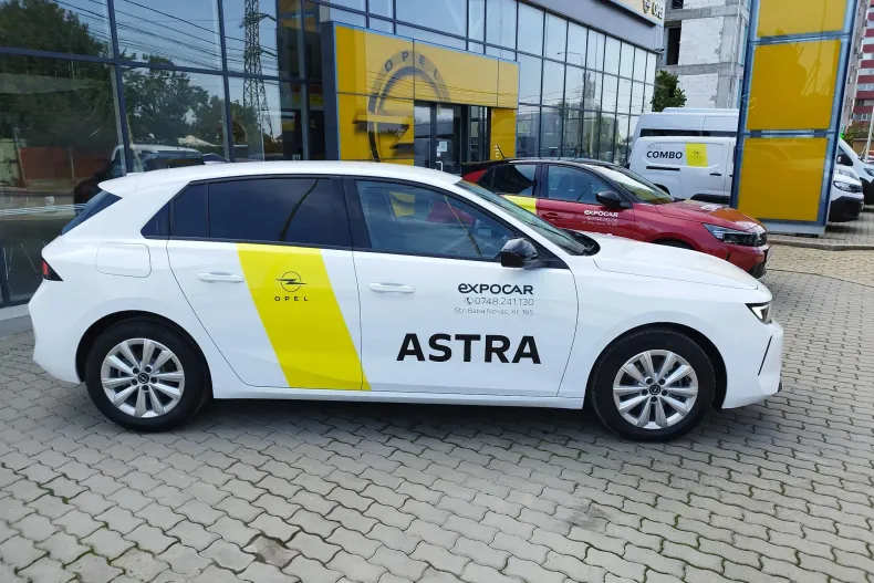 Opel Astra din 2024 cu 105 km - oferta OPE133128 - foto 10