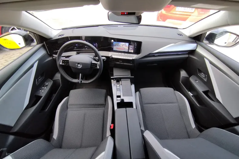 Opel Astra din 2024 cu 105 km - oferta OPE133128 - foto 16