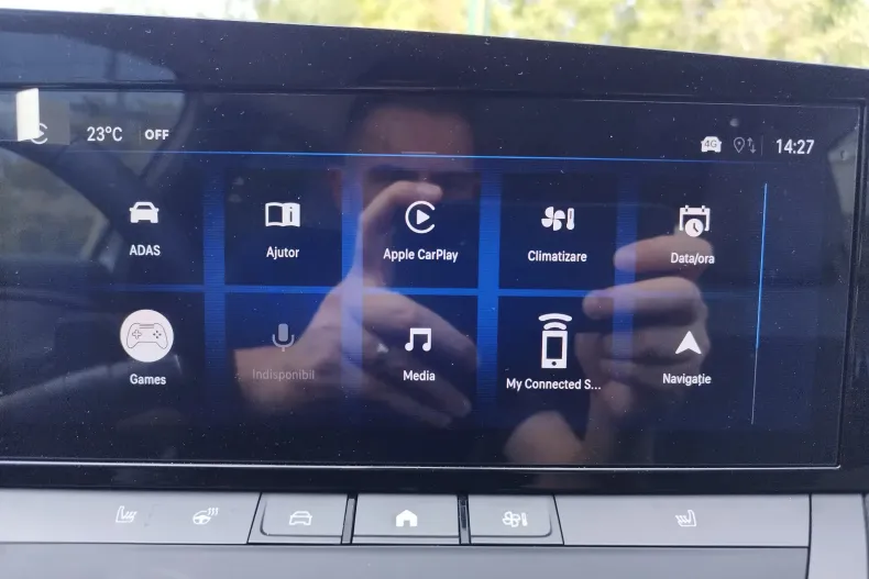 Opel Astra din 2024 cu 105 km - oferta OPE133128 - foto 22