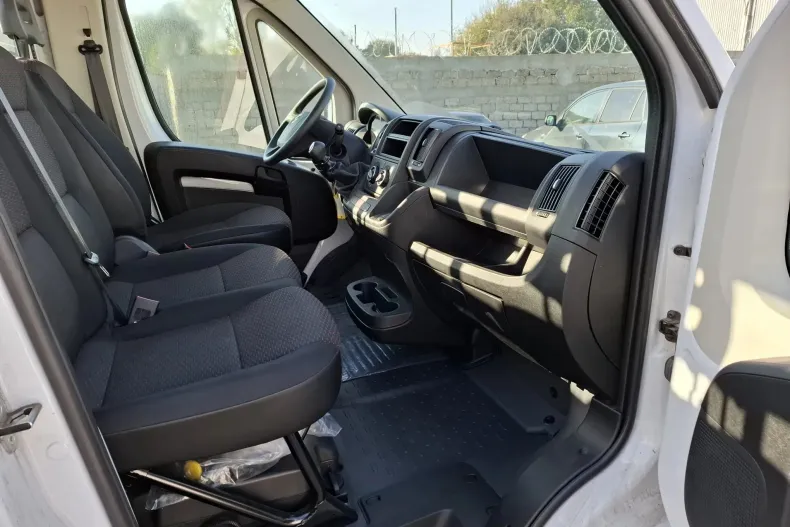 Opel Movano din 2023 cu 1 km - oferta OPE133129 - foto 12