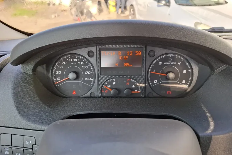 Opel Movano din 2023 cu 1 km - oferta OPE133129 - foto 13