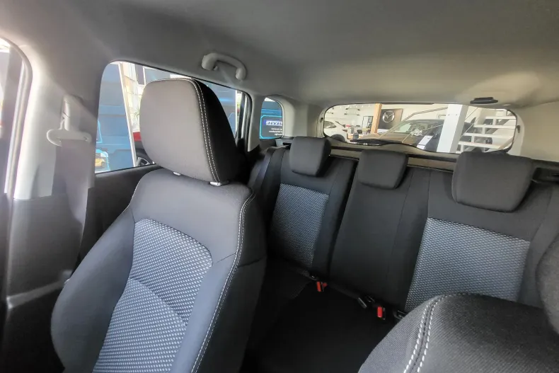 Suzuki Vitara din 2024 cu 1 km - oferta SUZ133130 - foto 9