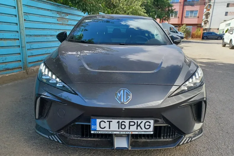 MG MG4 din 2023 cu 500 km - oferta MG0133136 - foto 7