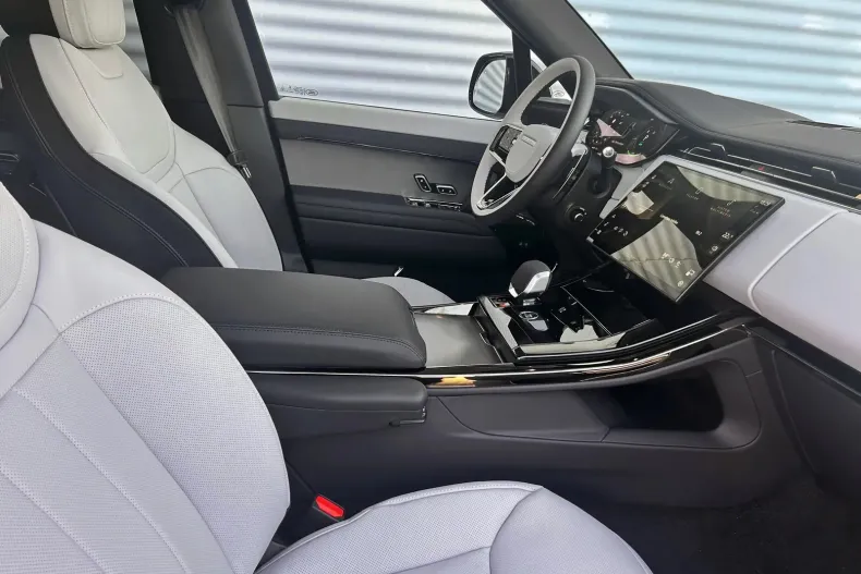 Land Rover Range Rover Sport din 2025 cu 1 km - oferta LAN133148 - foto 7