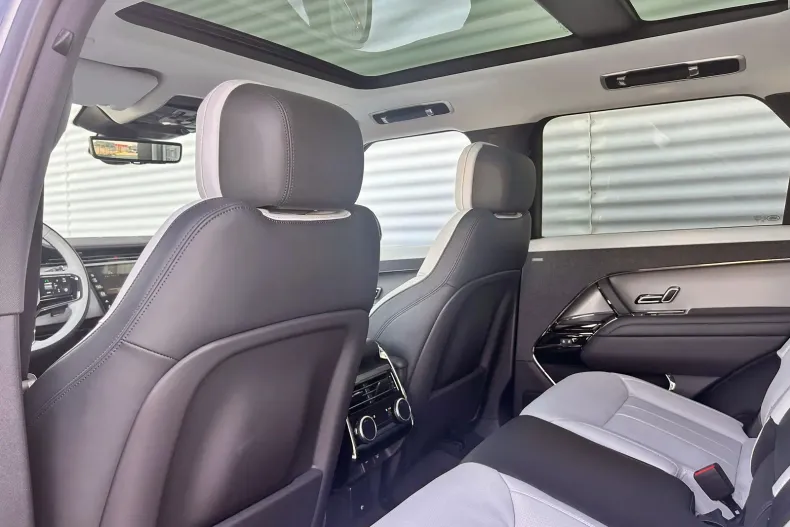 Land Rover Range Rover Sport din 2025 cu 1 km - oferta LAN133148 - foto 10