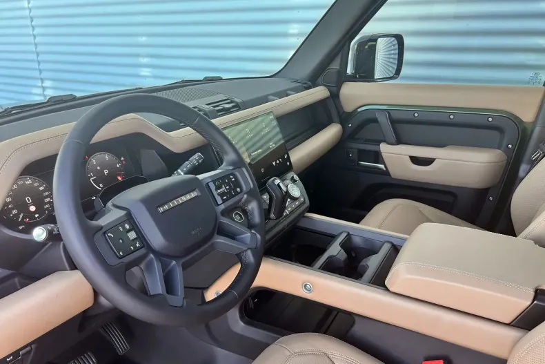 Land Rover Defender din 2025 cu 1 km - oferta LAN133149 - foto 6