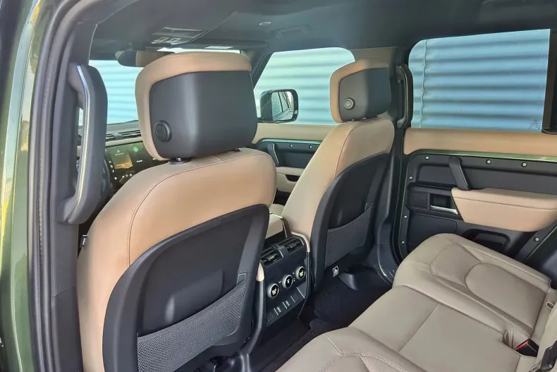 Land Rover Defender din 2025 cu 1 km - oferta LAN133149 - foto 9