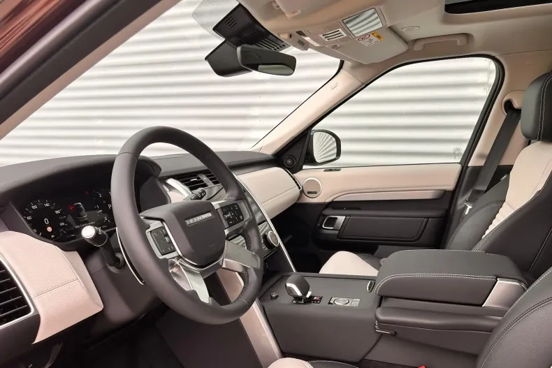 Land Rover Discovery din 2025 cu 1 km - oferta LAN133151 - foto 6