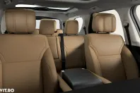 Land Rover Discovery din 2025 cu 1 km - oferta LAN133152 - foto 5
