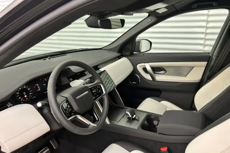 Land Rover Discovery Sport din 2024 cu 1 km - oferta LAN133166 - foto 6