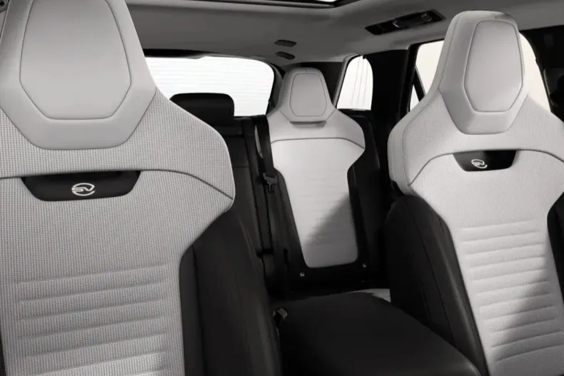 Land Rover Range Rover Sport din 2024 cu 1 km - oferta LAN133169 - foto 6