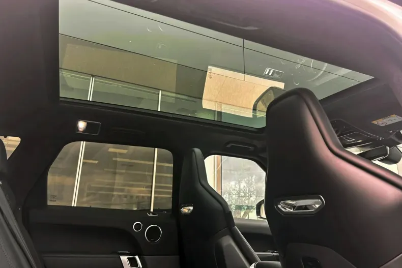 Land Rover Range Rover Sport din 2021 cu 17.626 km - oferta LAN133170 - foto 8