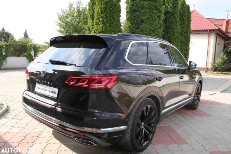 Volkswagen Touareg din 2021 cu 69.500 km - oferta VOL133175 - foto 2