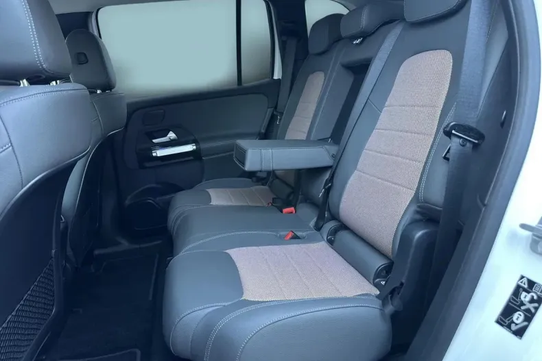 Mercedes-Benz EQB din 2024 cu 3.854 km - oferta MER133189 - foto 27