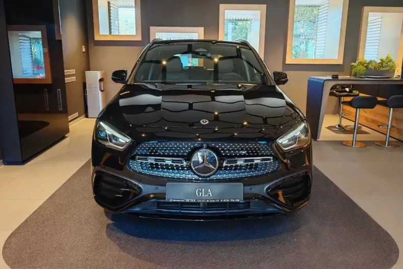 Mercedes-Benz GLA din 2025 cu 1 km - oferta MER133191 - foto 5