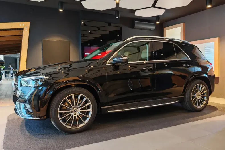 Mercedes-Benz GLE din 2025 cu 1 km - oferta MER133193 - foto 9