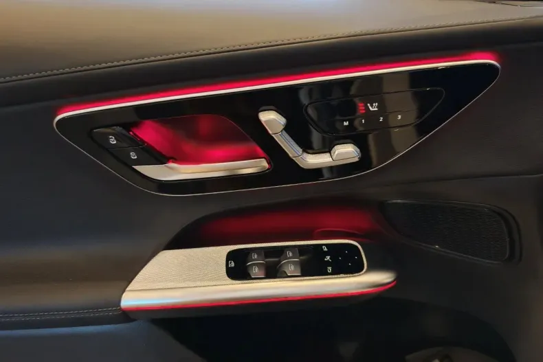 Mercedes-Benz GLC din 2025 cu 1 km - oferta MER133195 - foto 14