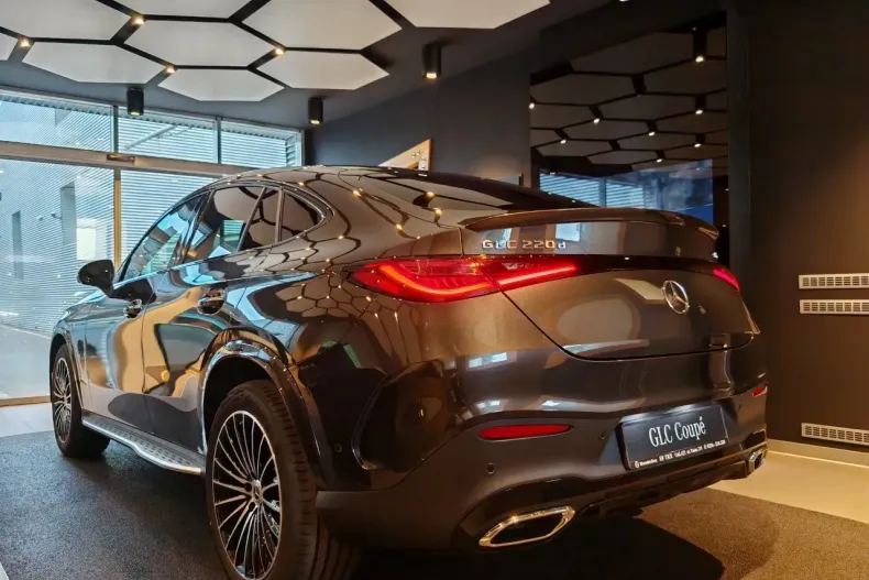 Mercedes-Benz GLC Coupe din 2025 cu 3.500 km - oferta MER133199 - foto 11