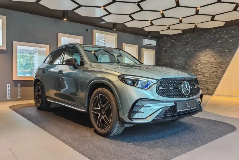 Mercedes-Benz GLC din 2025 cu 1 km - oferta MER133206 - foto 1