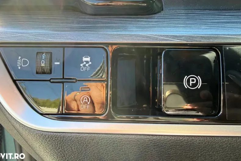 Kia Sportage din 2024 cu 1.133 km - oferta KIA133231 - foto 8