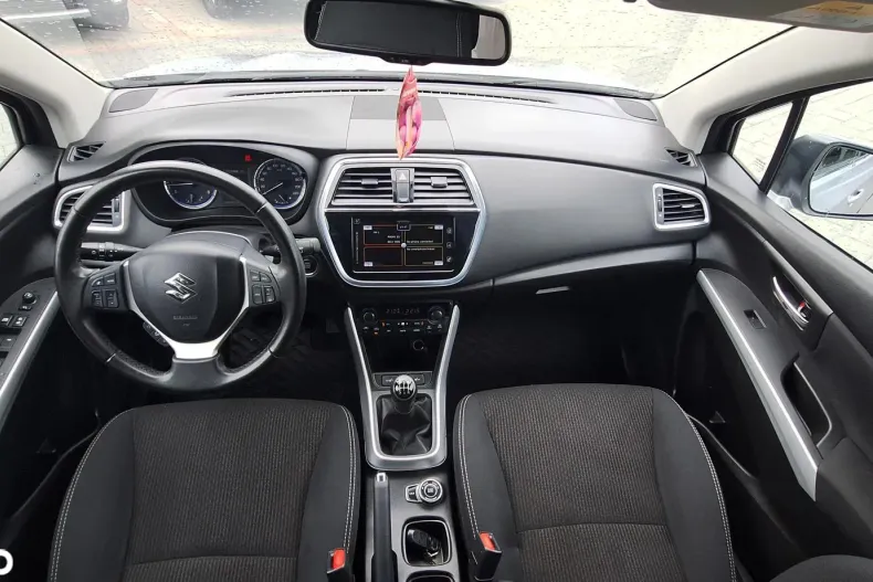 Suzuki SX4 din 2019 cu 58.659 km - oferta SUZ133234 - foto 10