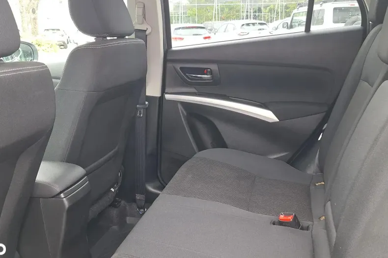 Suzuki SX4 din 2019 cu 58.659 km - oferta SUZ133234 - foto 14